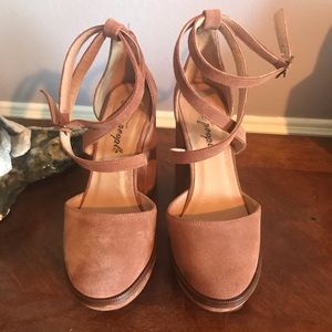 Free people size 36 heels